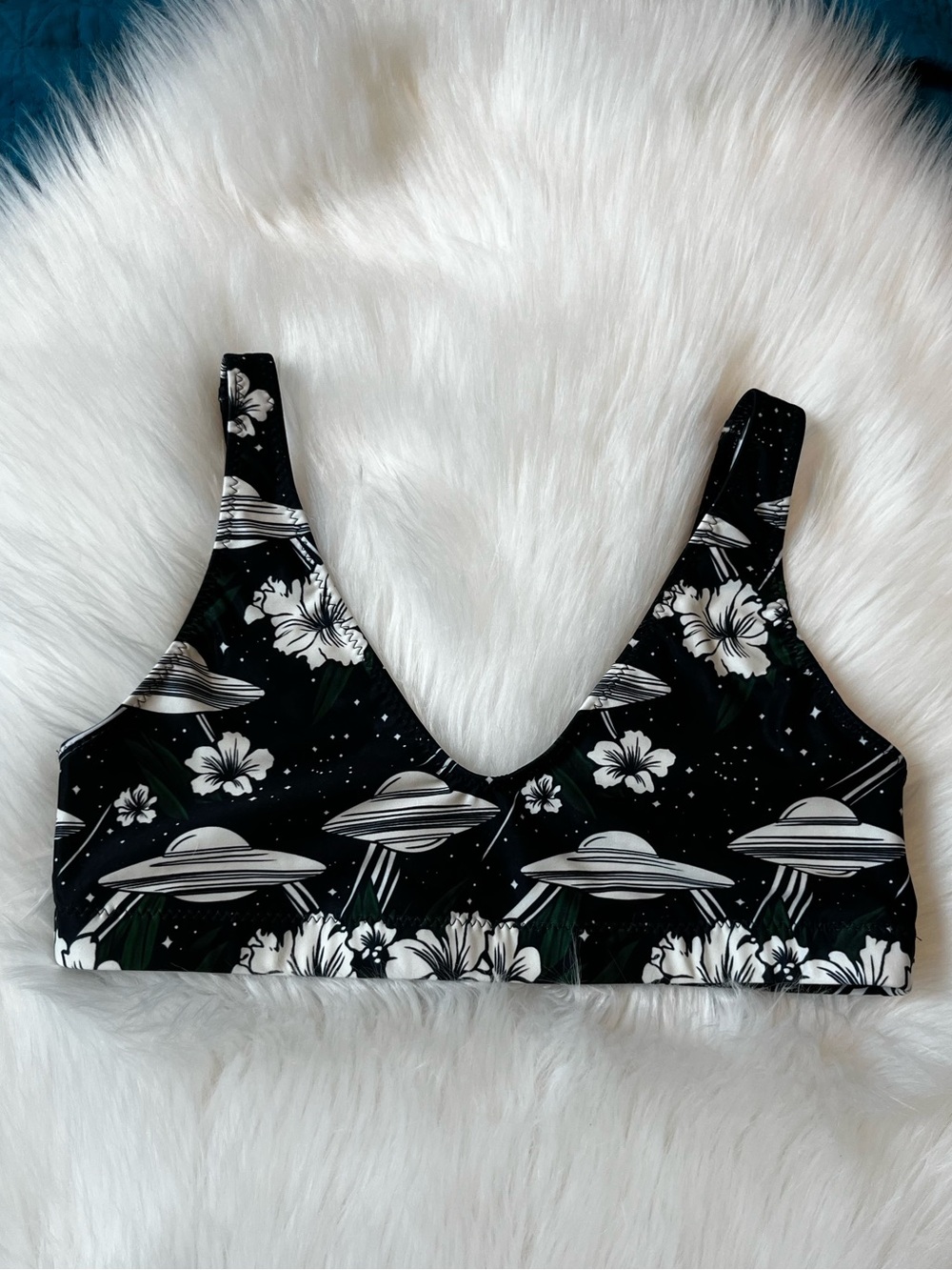 UFO Bikini Top Size L